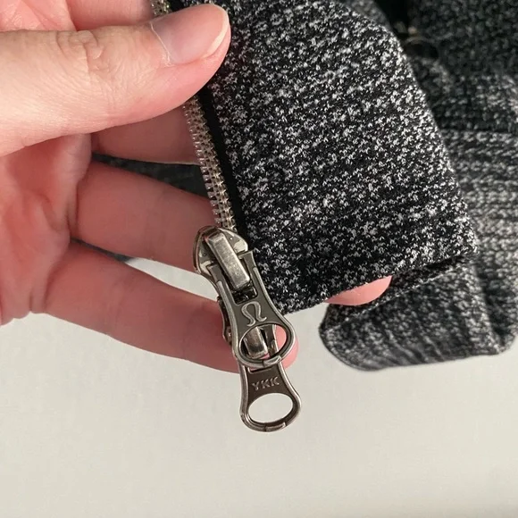 Lululemon Daily Yoga Jacket 8 Coco Pique Black - Picture 7 of 8